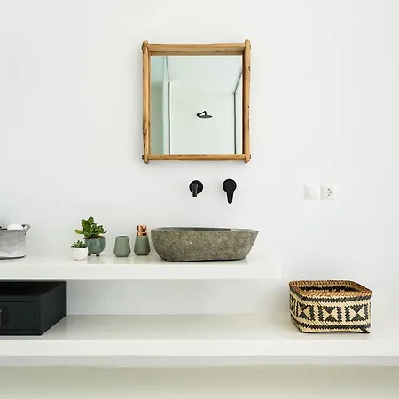 Di Lusso Villa, A Cycladic Seaview Sanctuary, By Thinkvilla * Chrisi Akti (Paros)
